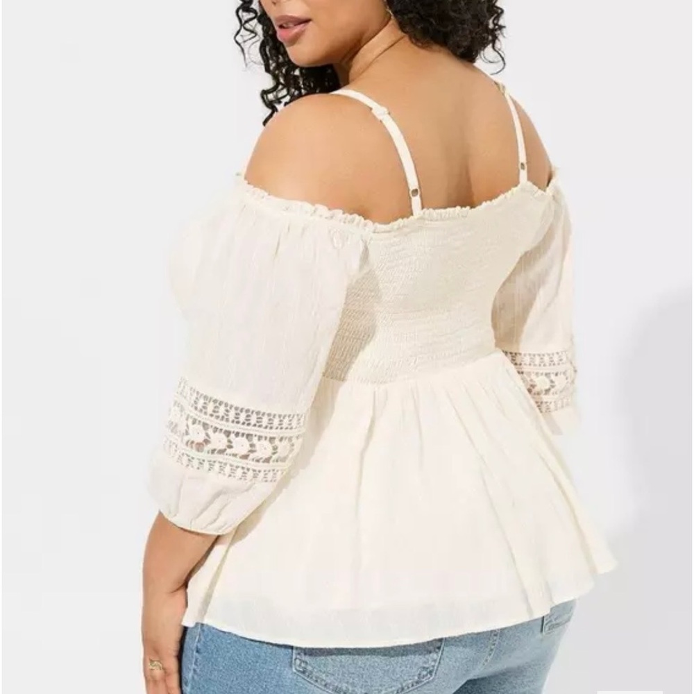 Torrid 2 Cold Shoulder 3/4 Sleeve Smocked Blouse - Picture 4 of 9
